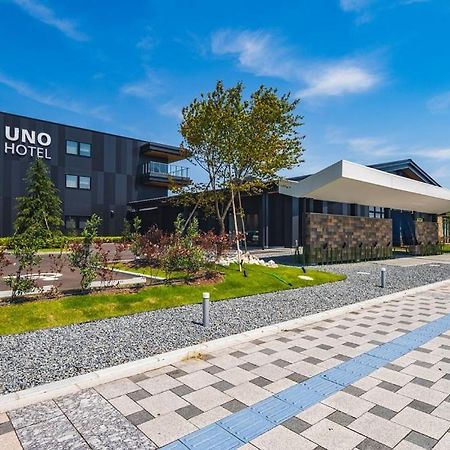 Uno Hotel Tamana Екстериор снимка