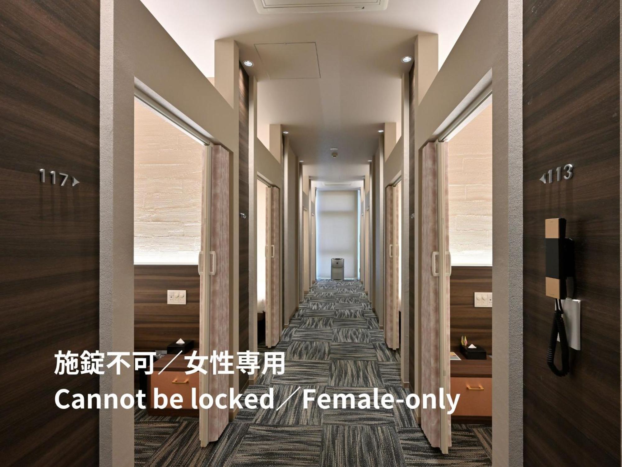 Uno Hotel Tamana Екстериор снимка