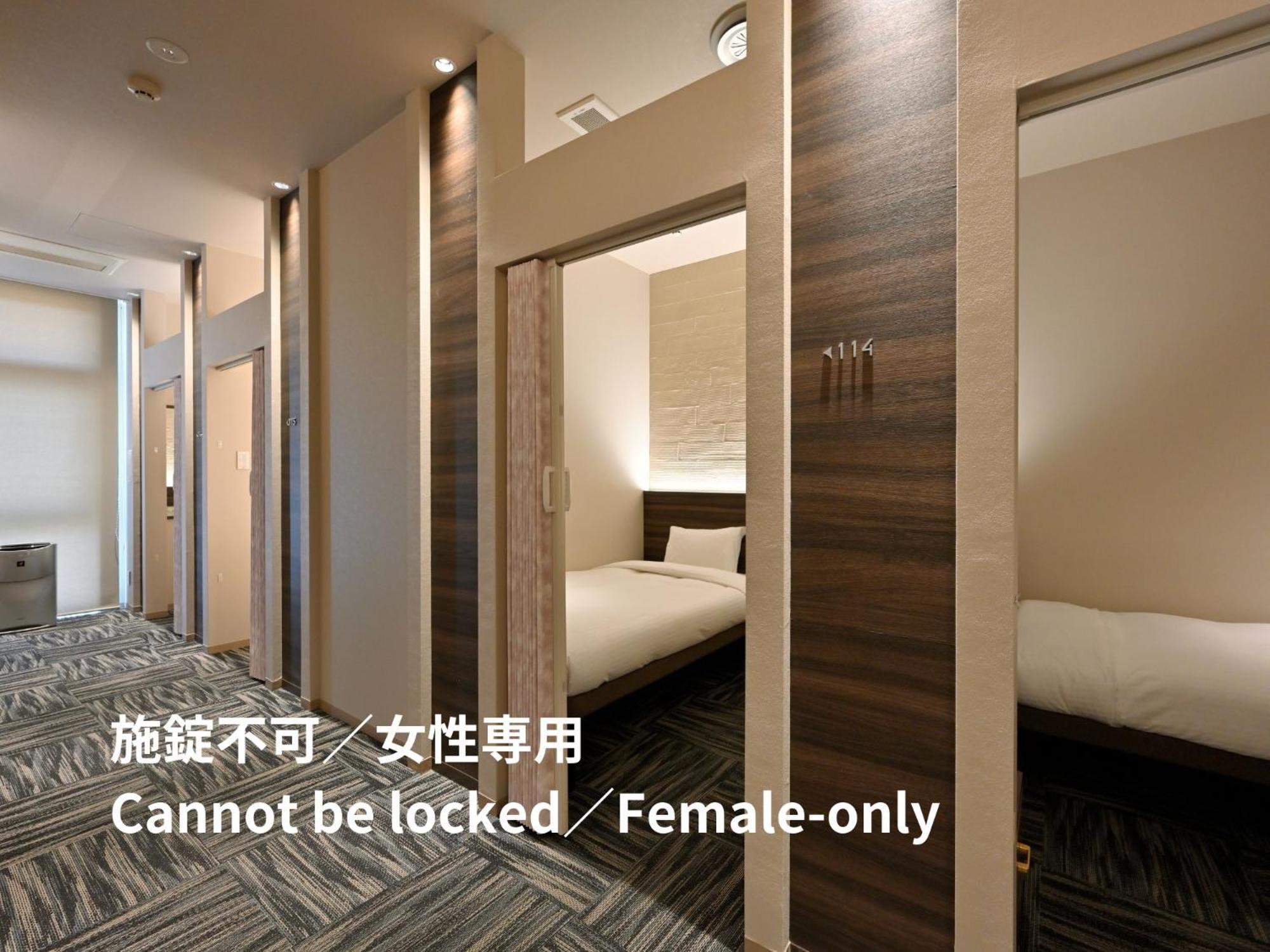 Uno Hotel Tamana Екстериор снимка